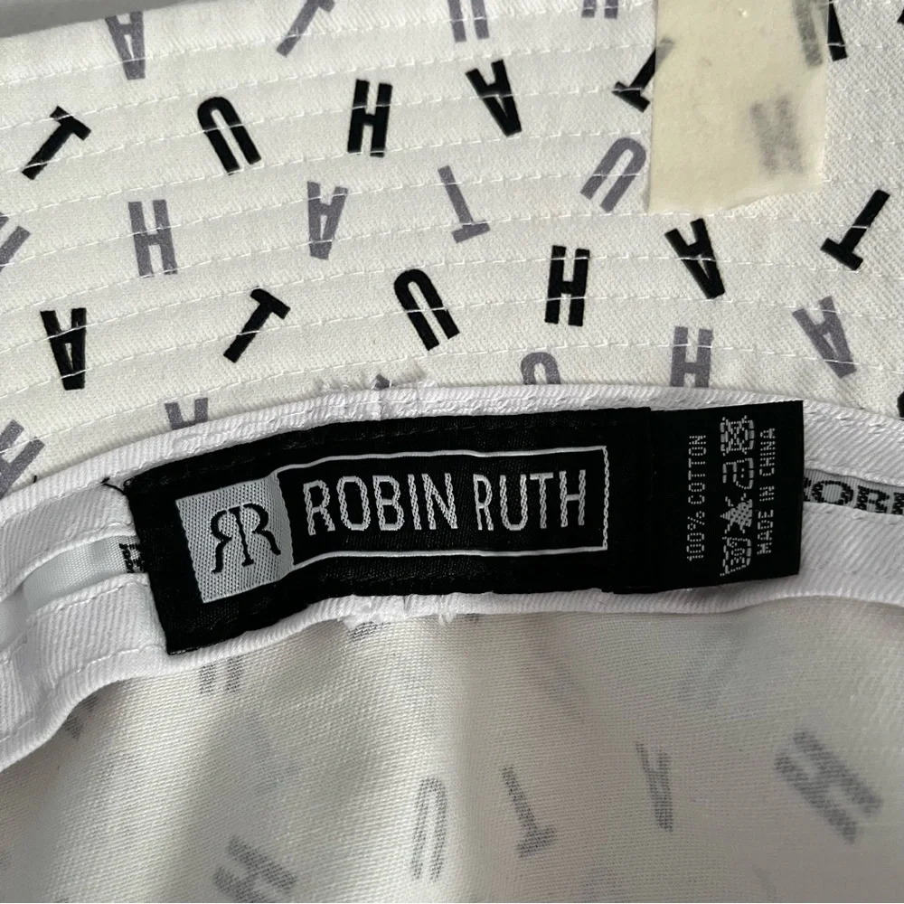 Robin Ruth Utah White Alphabet Print Bucket Hat crunch roll hat. - Picture 4 of 9